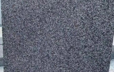 ゴマ黒石材の光沢度を高めるにはどうすればいいのでしょうか